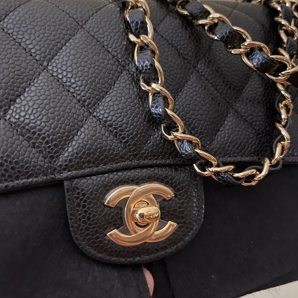 Authentic Medium Classic Flap - Picture 3 of 4